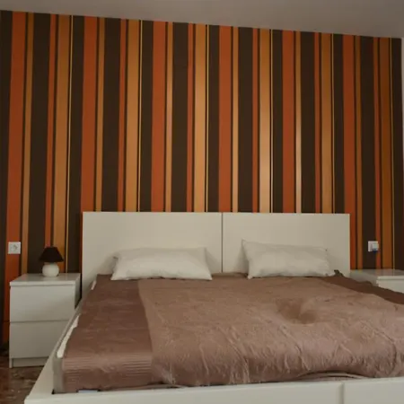 Arena's Apartment *